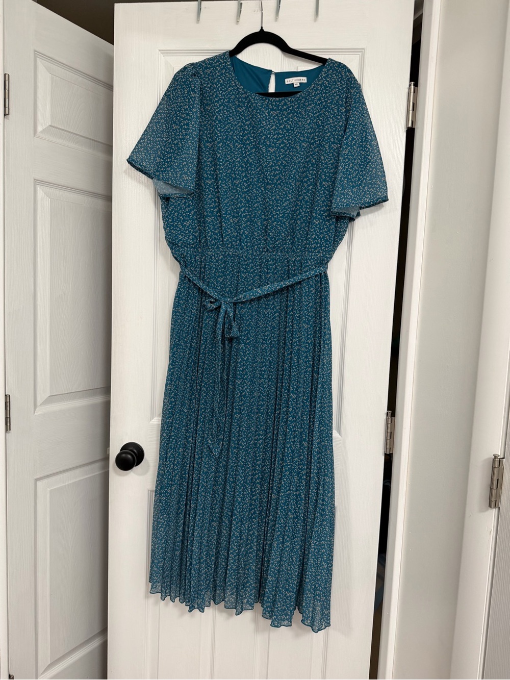 Pleated Teal Floral Dress - Baltic Born